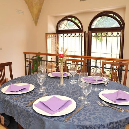 אסיסי Albergo Ancajani מראה חיצוני תמונה