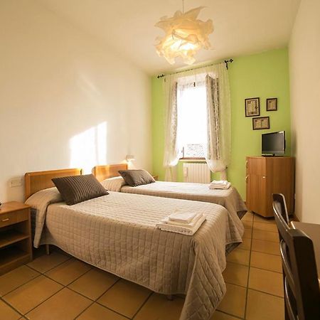 אסיסי Albergo Ancajani מראה חיצוני תמונה