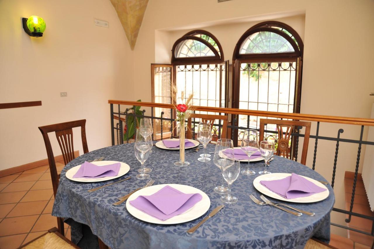 אסיסי Albergo Ancajani מראה חיצוני תמונה