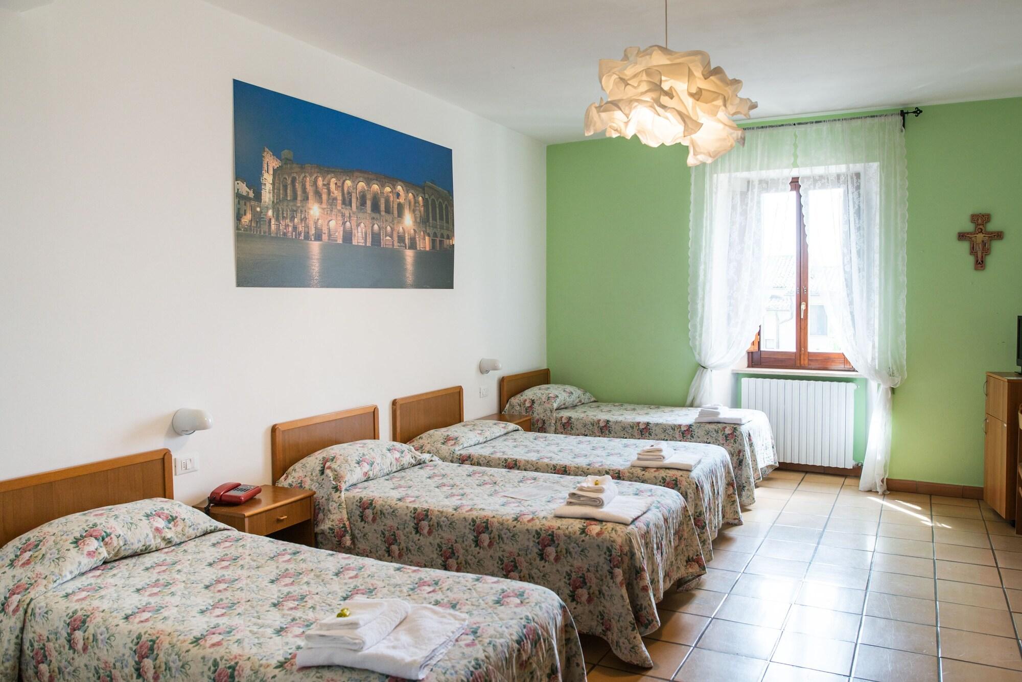 אסיסי Albergo Ancajani מראה חיצוני תמונה