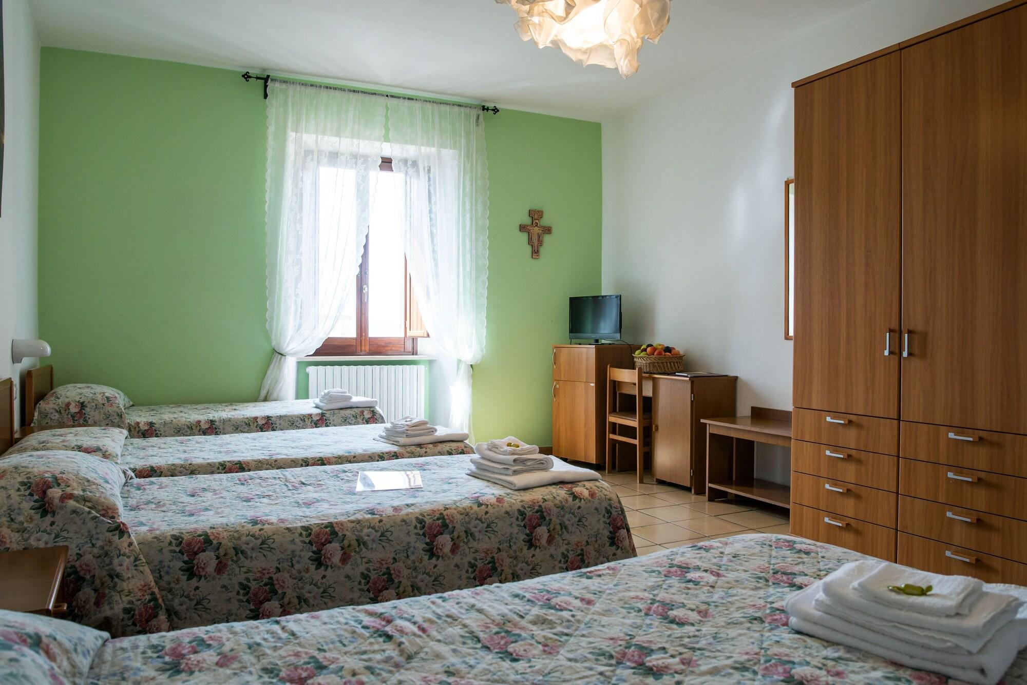 אסיסי Albergo Ancajani מראה חיצוני תמונה