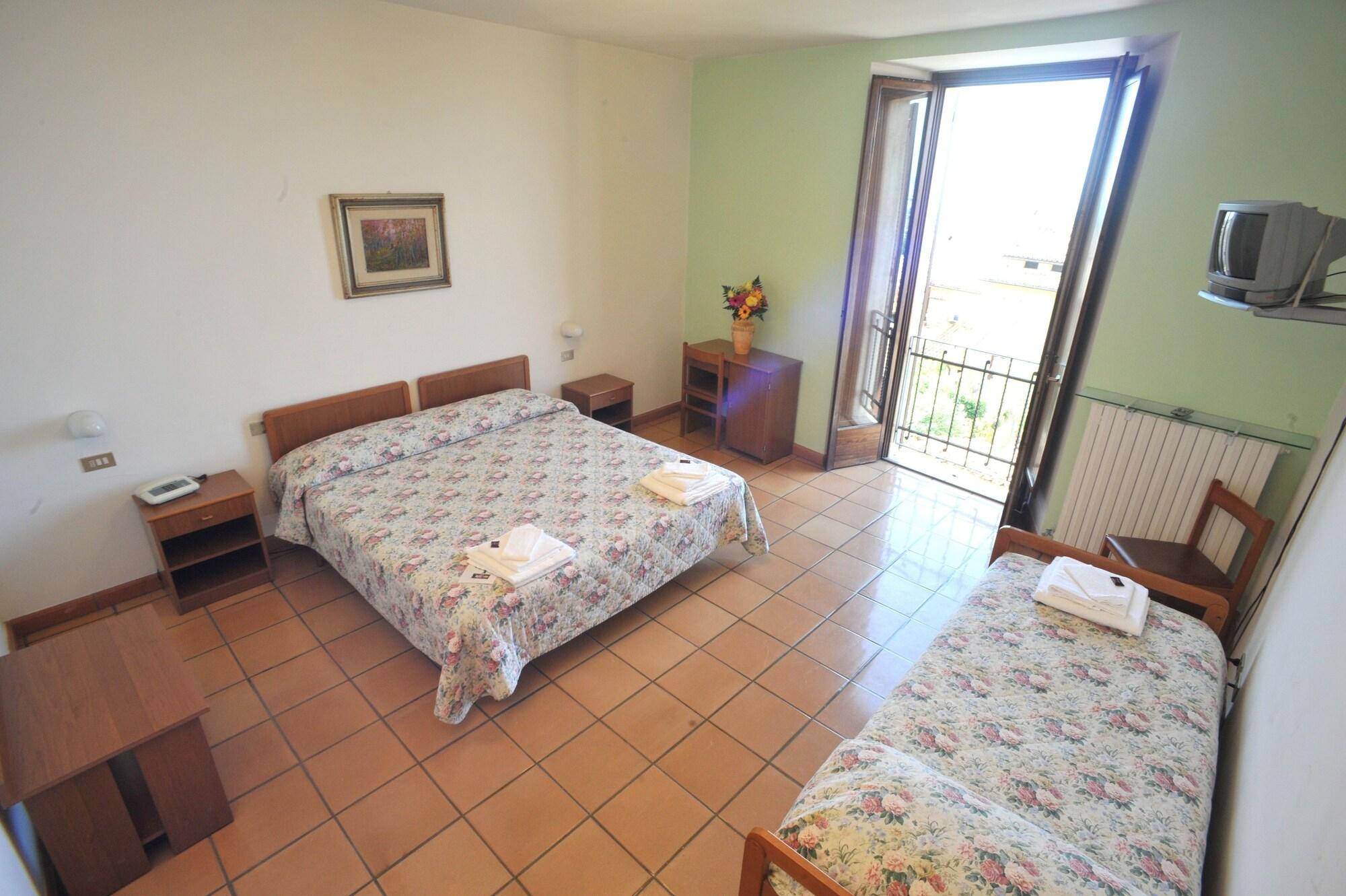 אסיסי Albergo Ancajani מראה חיצוני תמונה
