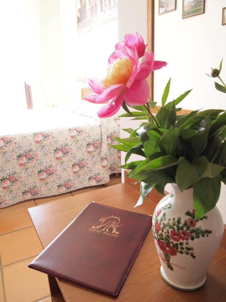 אסיסי Albergo Ancajani מראה חיצוני תמונה
